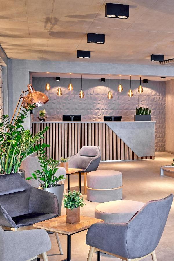 Ever Grün - New Opening Hotel